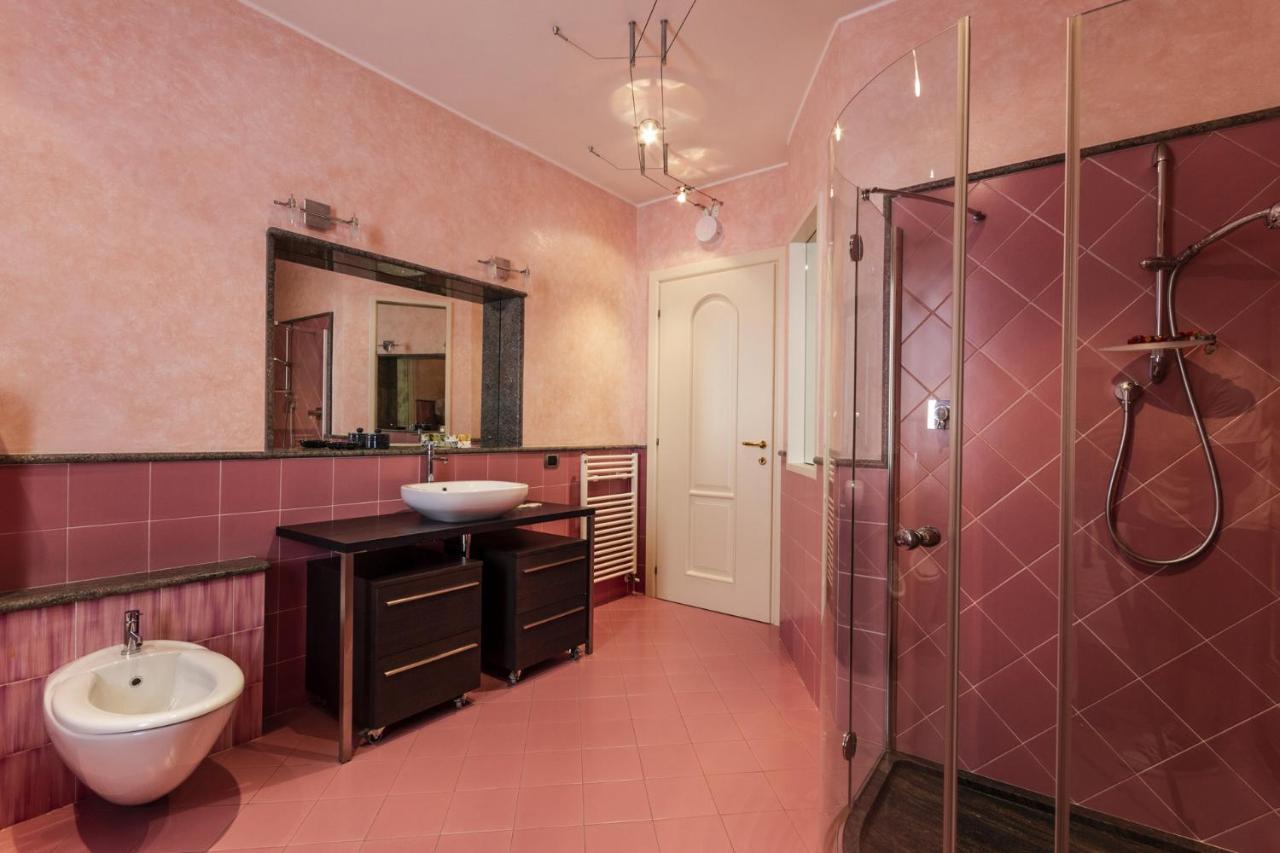 Grace Apartment - Smart Holiday Mantova Luaran gambar